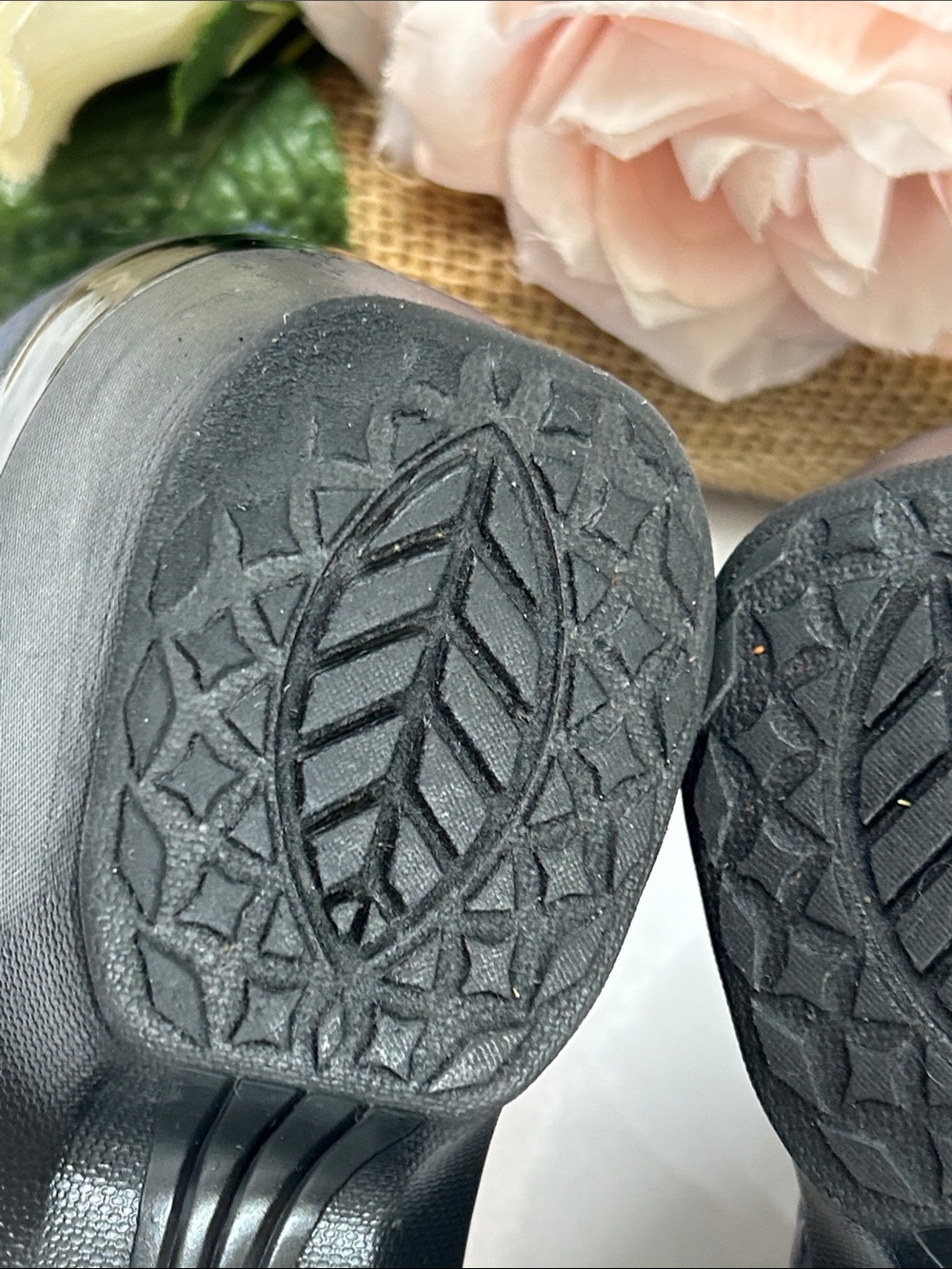 Comfort Stretch Navy Women’s Sandals with Supportive Straps - Picture 9 of 12